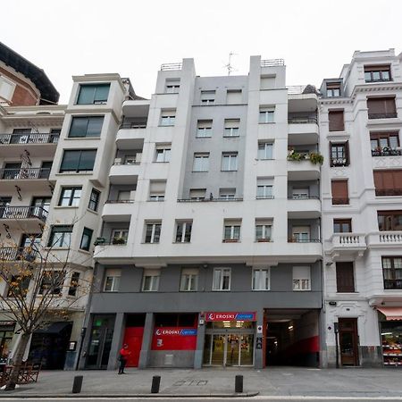 Alhondiga By Staynnapartments Bilbao Exterior photo