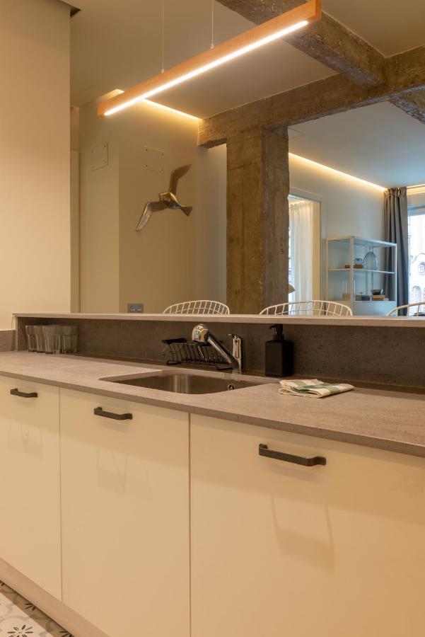 Alhondiga By Staynnapartments Bilbao Exterior photo