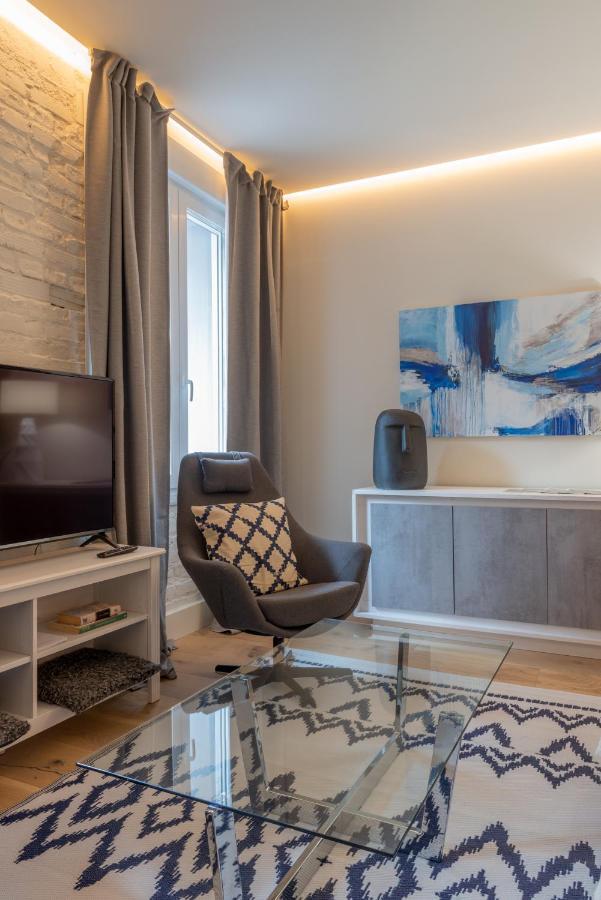 Alhondiga By Staynnapartments Bilbao Exterior photo