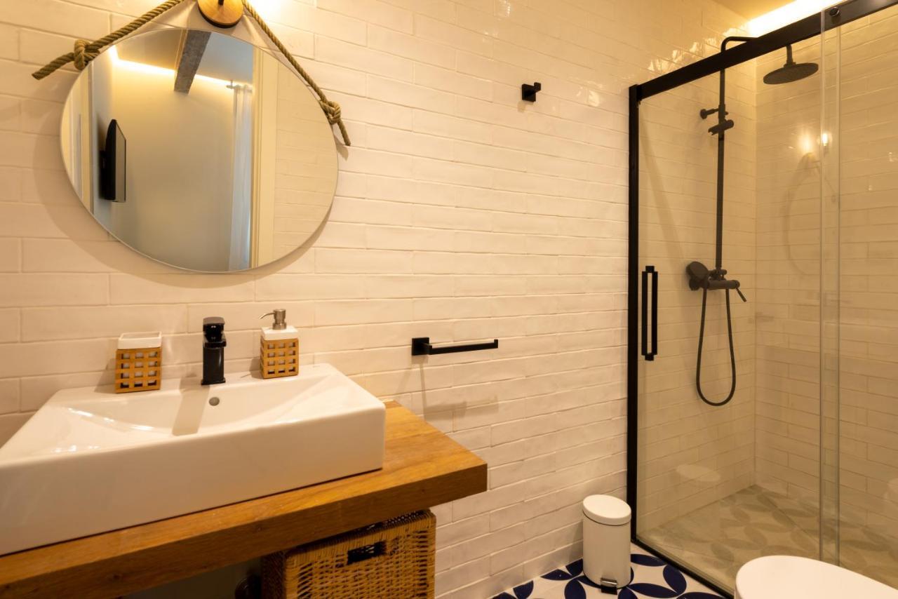 Alhondiga By Staynnapartments Bilbao Exterior photo